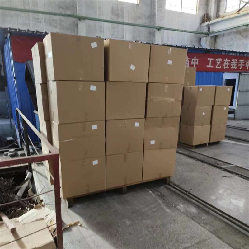 龙凤区喀什地区：物流专线的高效货运之旅