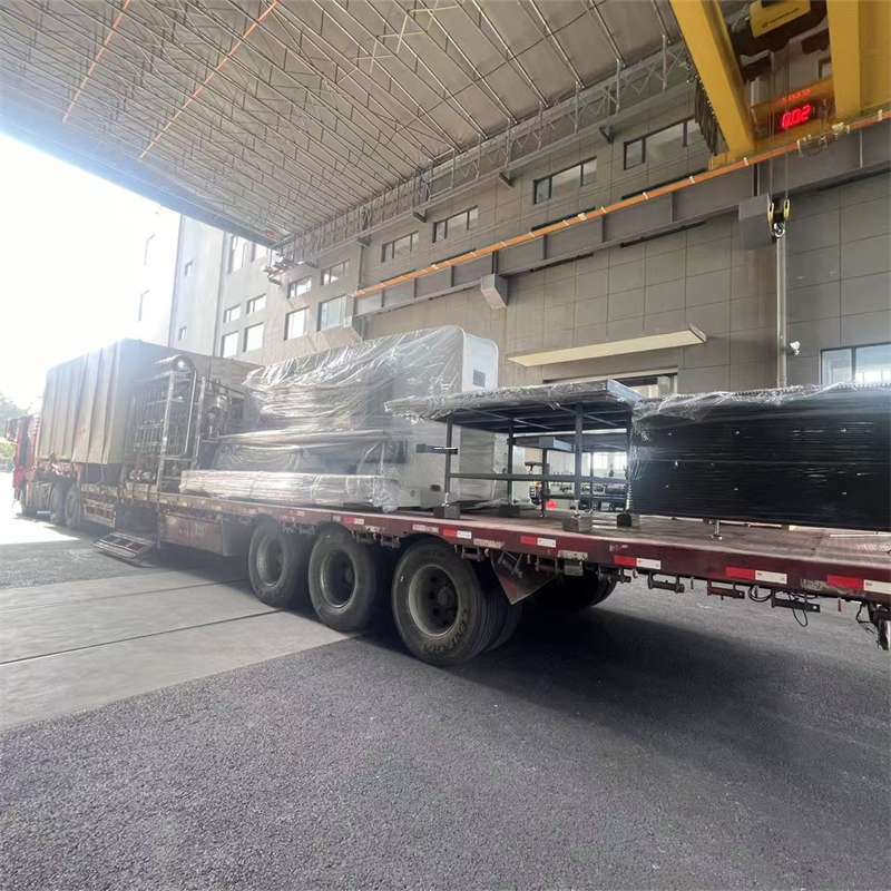 龙凤区柯坪县进仓物流：专线直达的多元货运探索