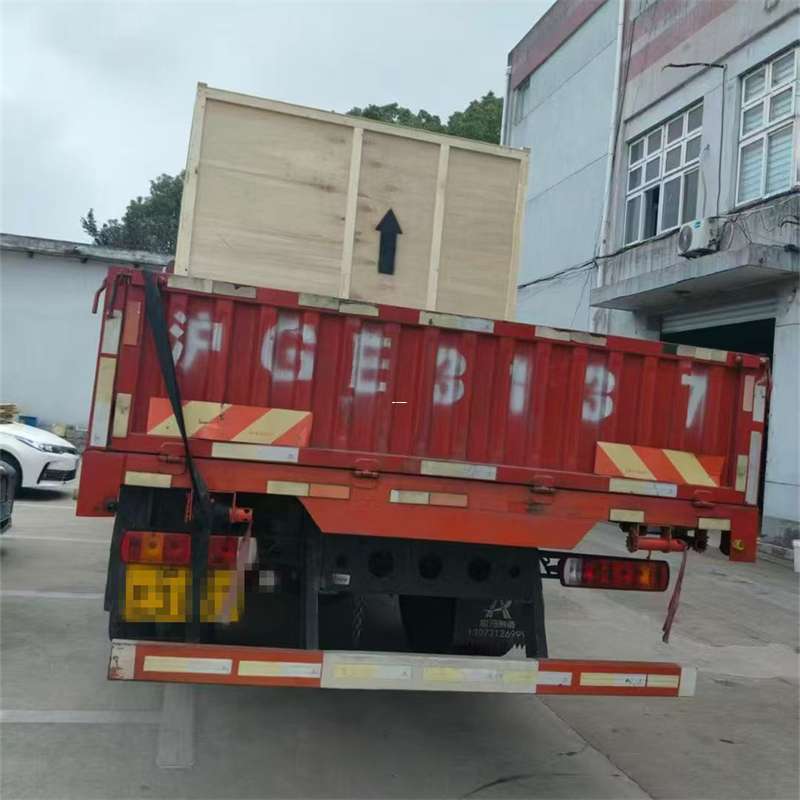 龙凤区米林县：物流专线的高效货运之旅
