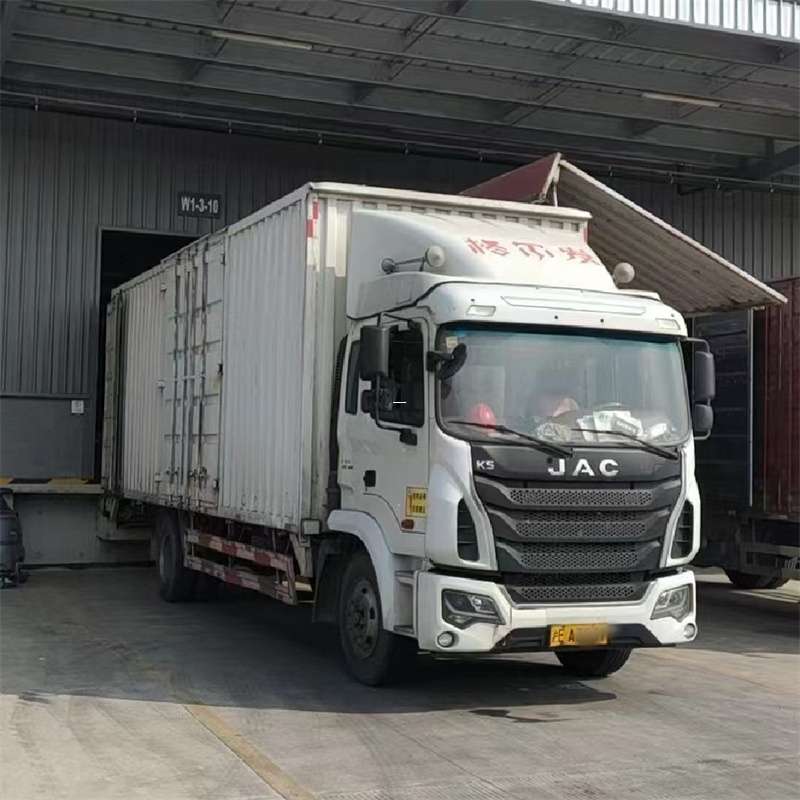 龙凤区探秘什玲镇多元物流运输世界